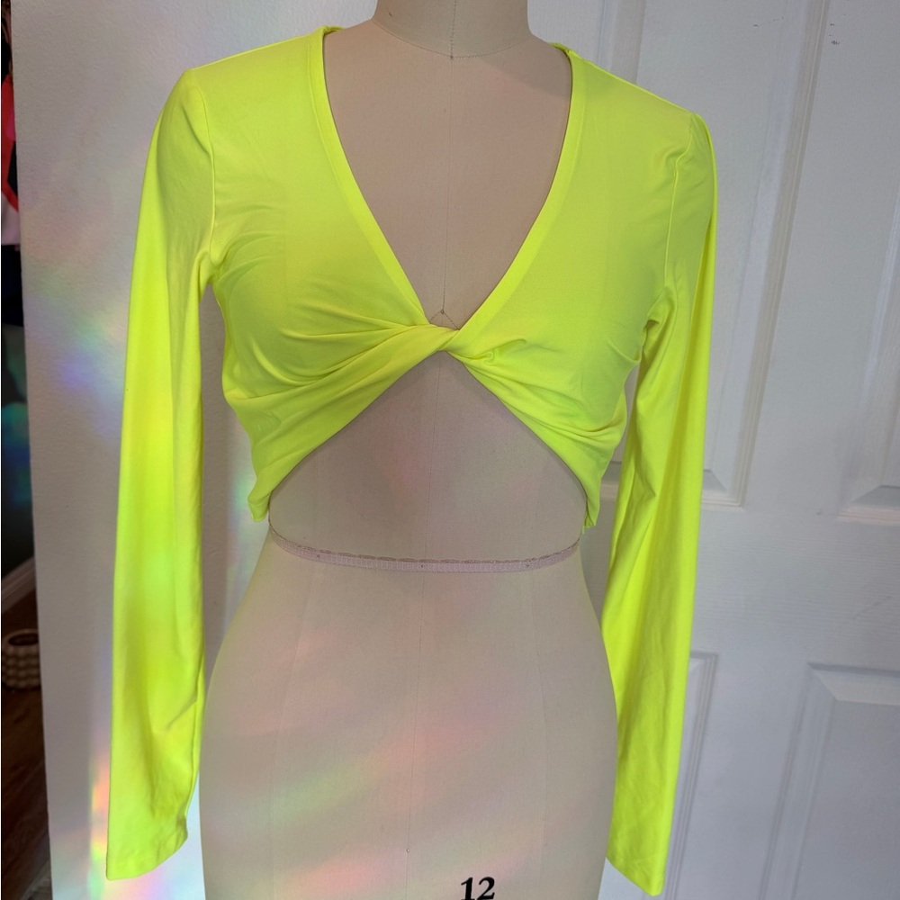 ASOS 4505 Neon Yellow Twist Front Crop Top - Picture 2 of 7